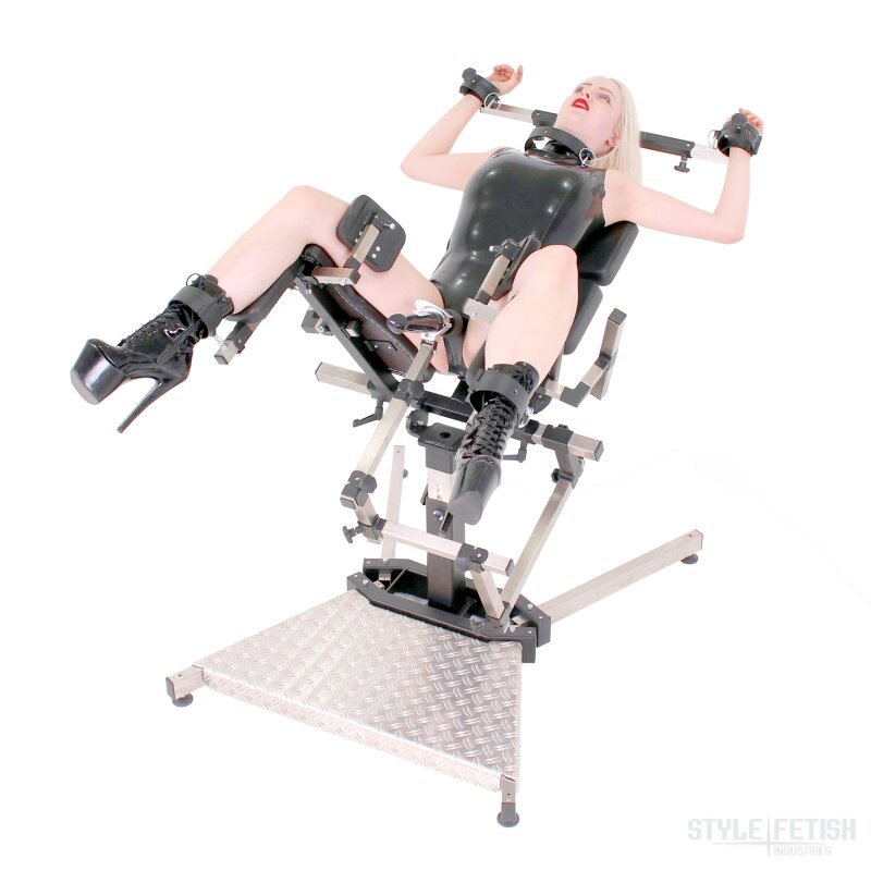 Spreader Chair