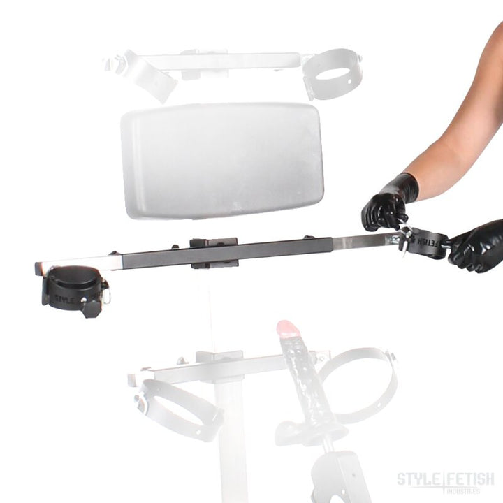 Hand restraint carrier for modular system HEAVY 60x60mm