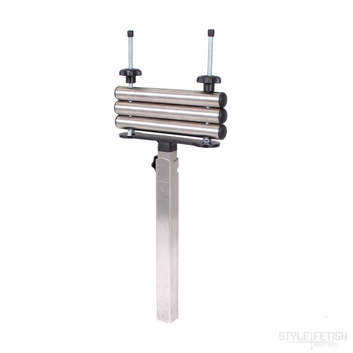 Penis pillory